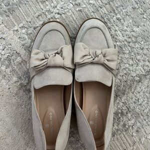 Bandolino Women's Cream Loafers with Bow Accent